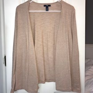 GAP cream colored cardigan